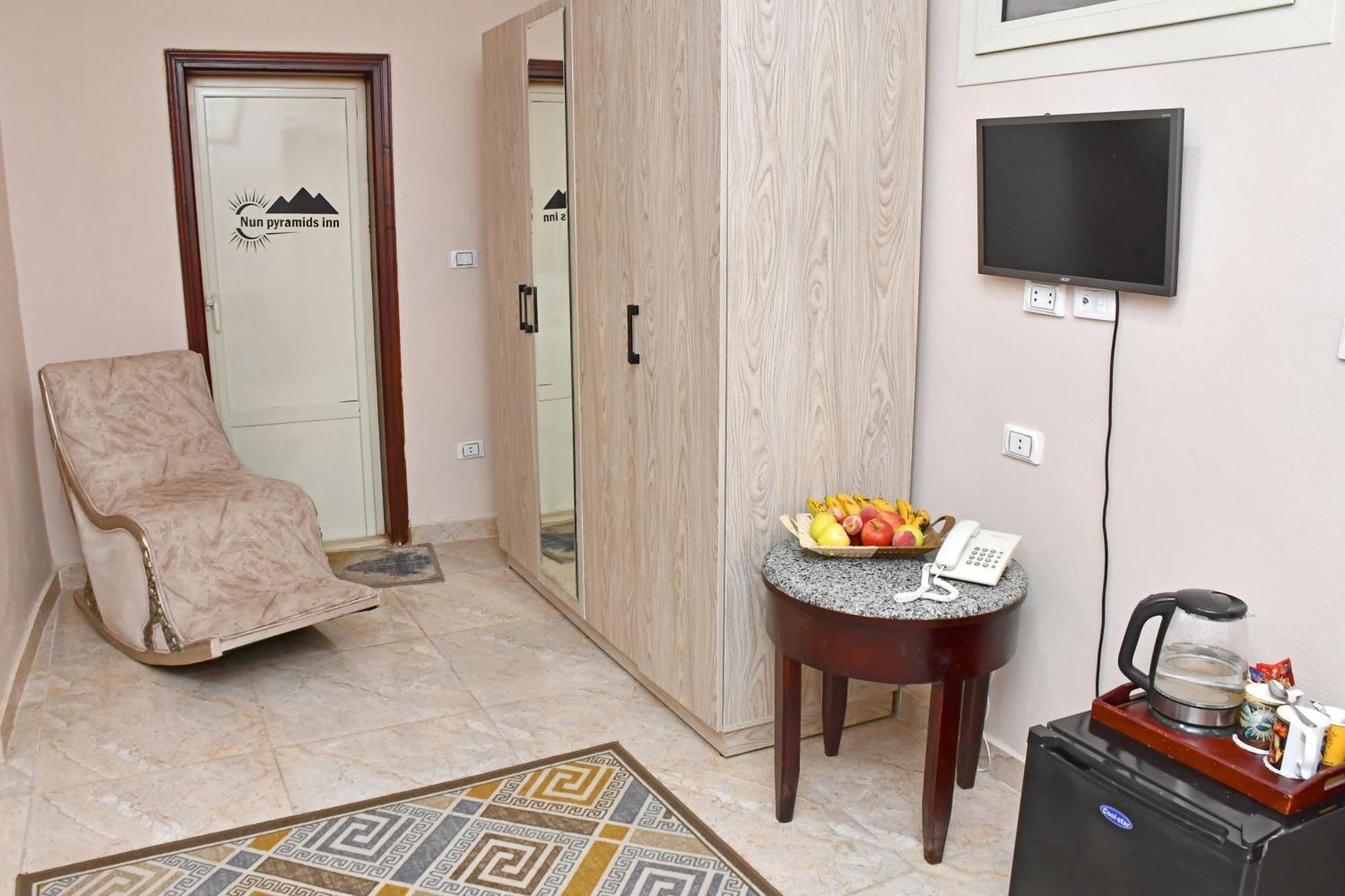 Nun Pyramids Inn Kafrat al Jabal Room photo