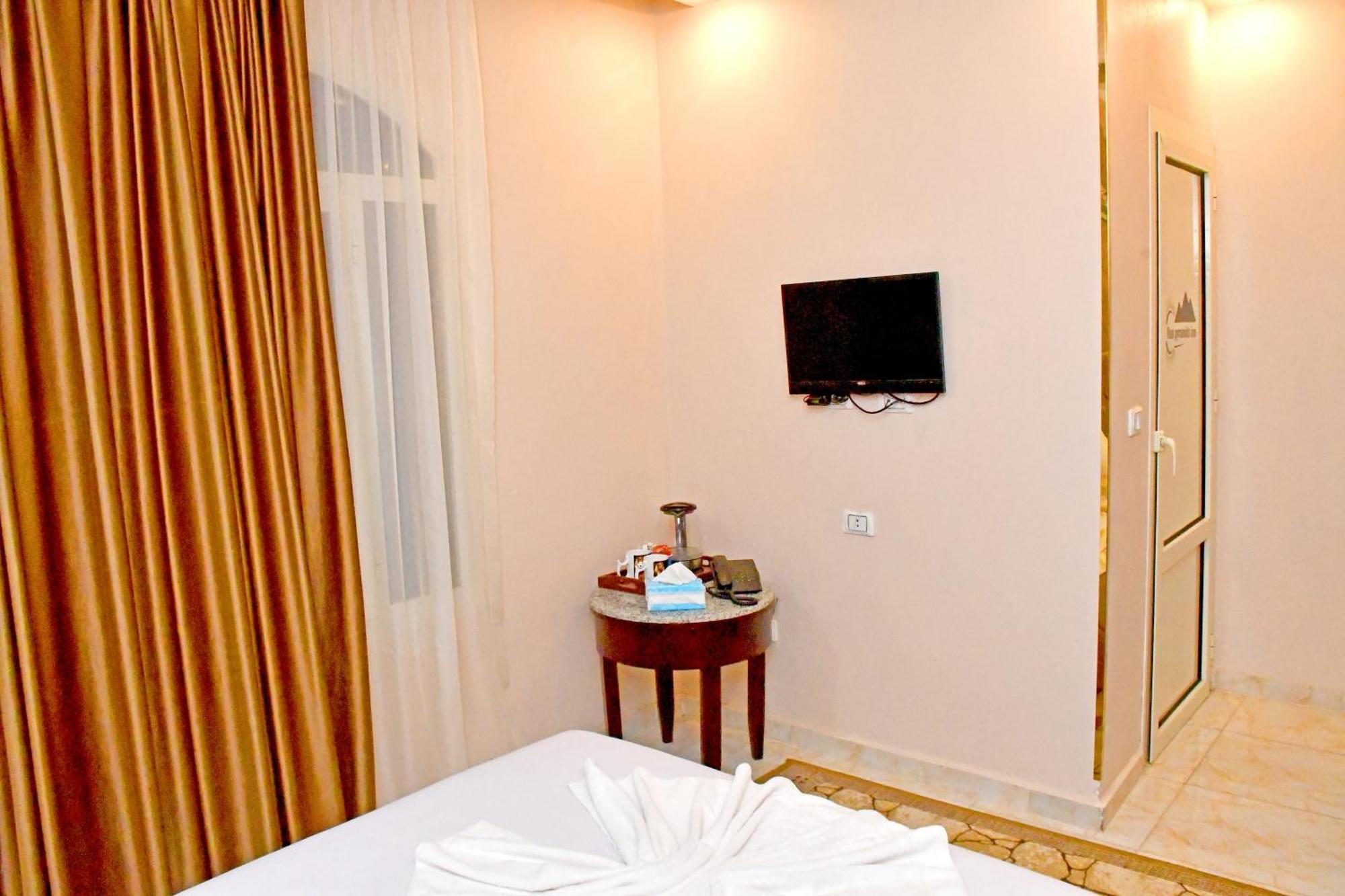 Nun Pyramids Inn Kafrat al Jabal Room photo